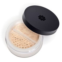 Lily Lolo Shimmer: Vegan. Gluten Free. GMO Free. Cruelty Free.  A luxuriously sheer, shimmering and glistening finish can be achieved with a light dusting across the cheekbones, shoulders and décolletage of our ultra-fine Mineral Shimmer powder which is g